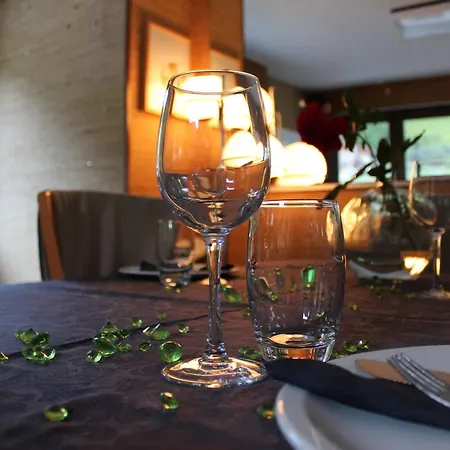 Les Moineaux Hotel Bellevaux
