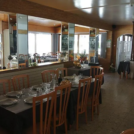 Hotel Les Moineaux Bellevaux