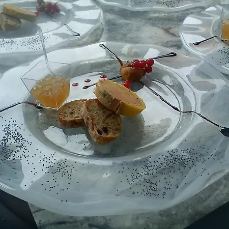 Les Moineaux Отель Бельво