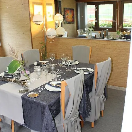 Les Moineaux 2*
