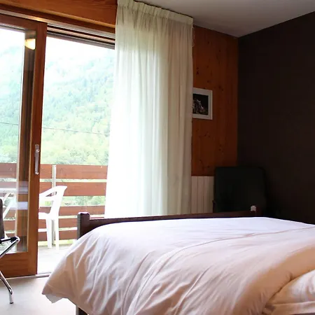 Les Moineaux Hotel Bellevaux