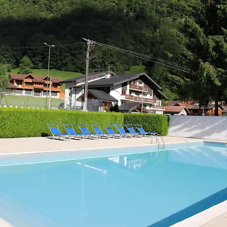 Les Moineaux Hotel 2*