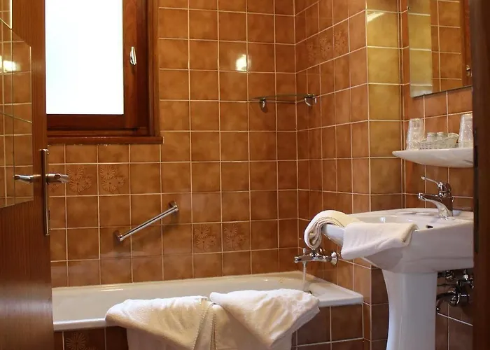 Les Moineaux Hotel Bellevaux
